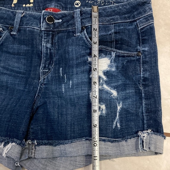 Solo Design Lab Distressed Shorts - Picture 6 of 9
